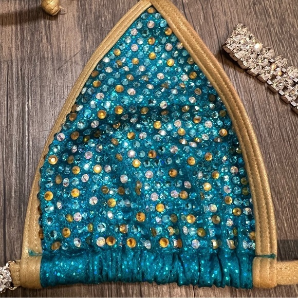 Competition Bikini Suit Bodybuilding Gold Encrusted Rhinestone Blue Muscle Fit S - Picture 12 of 17